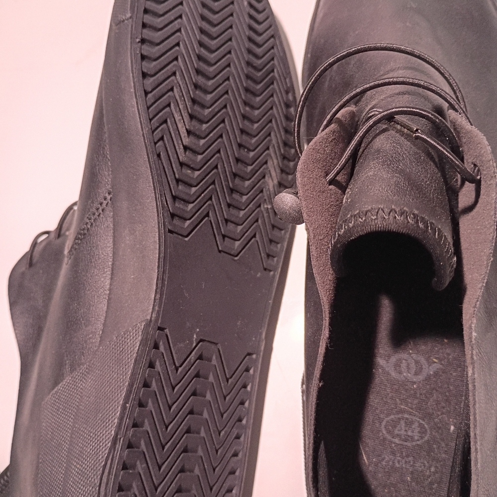 Stylish Black Men's Shoes Dressy Sneakers - Picture 4 of 6